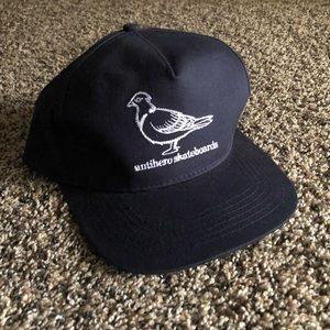 ANTI HERO pigeon snapback